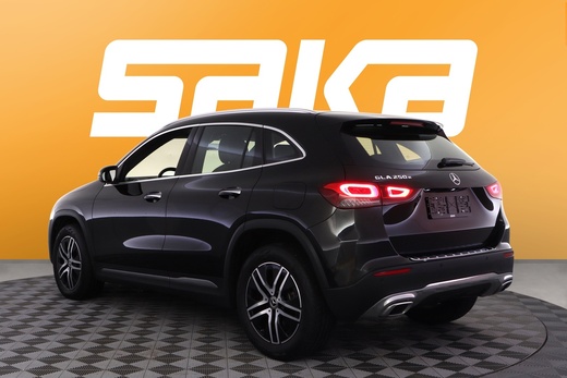 Mercedes-Benz GLA vaihtoauto