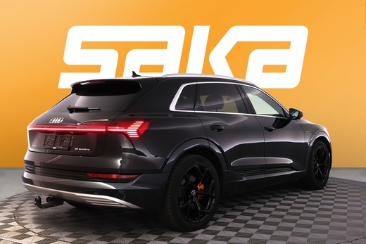 Audi e-tron vaihtoauto