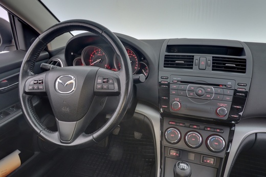 Mazda 6 vaihtoauto
