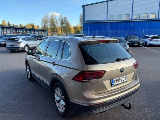 Volkswagen Tiguan vaihtoauto