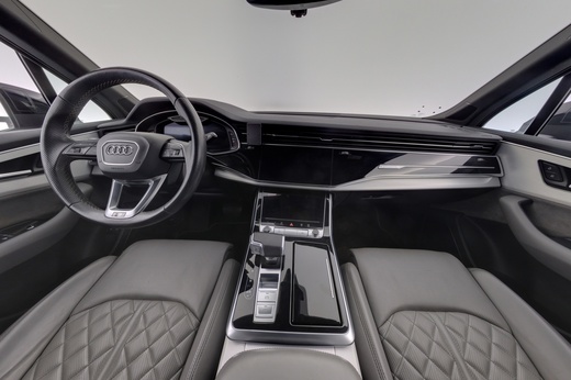 Audi Q7 vaihtoauto