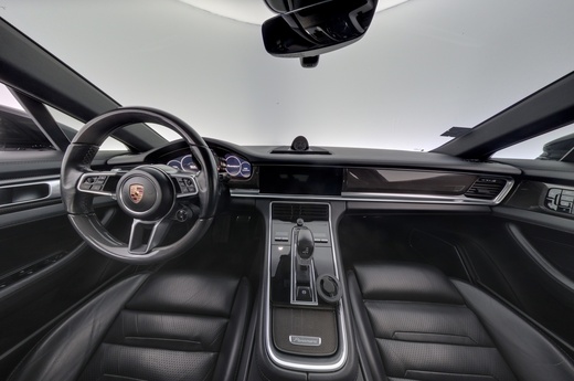 Porsche Panamera vaihtoauto