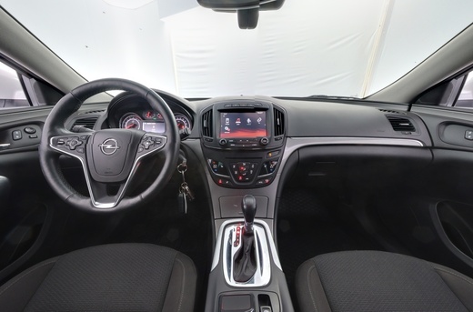 Opel Insignia vaihtoauto