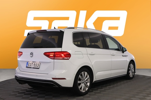 Volkswagen Touran vaihtoauto