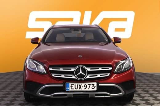 Mercedes-Benz E vaihtoauto