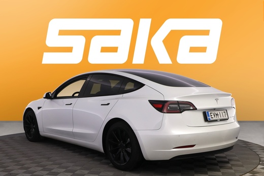 Tesla Model 3 vaihtoauto