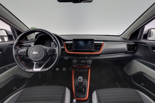 Kia Stonic vaihtoauto