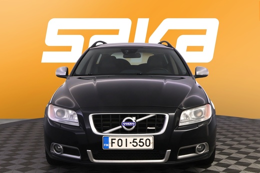 Volvo V70 vaihtoauto