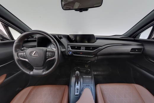 Lexus UX vaihtoauto