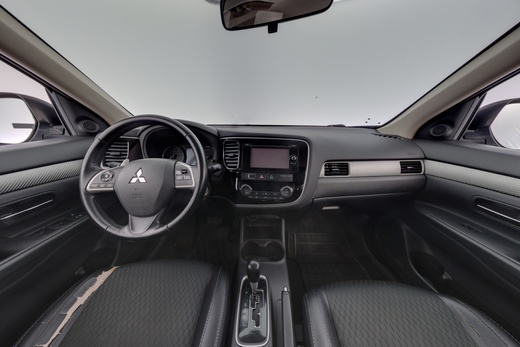 Mitsubishi Outlander vaihtoauto