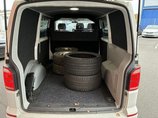 Volkswagen Transporter vaihtoauto