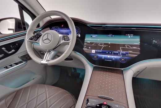 Mercedes-Benz EQE vaihtoauto