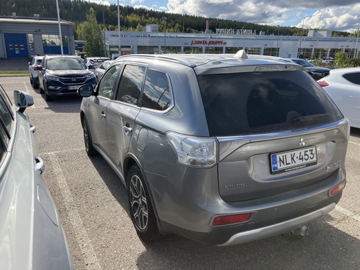 Mitsubishi Outlander vaihtoauto