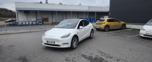 Tesla Model Y vaihtoauto