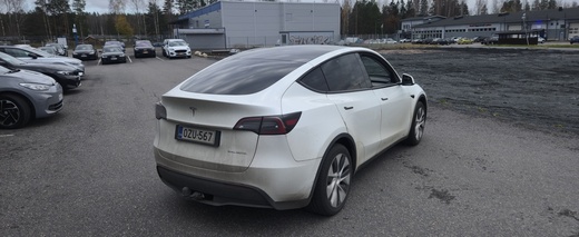 Tesla Model Y vaihtoauto