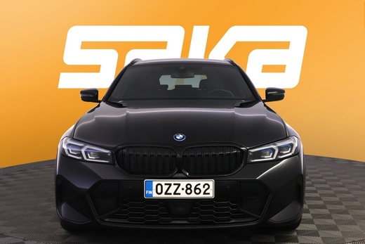 BMW 330 vaihtoauto