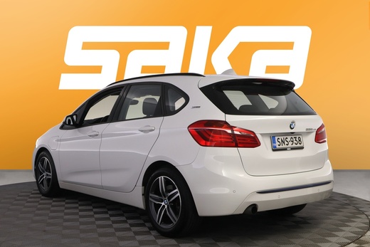 BMW 225 vaihtoauto