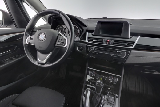 BMW 225 vaihtoauto