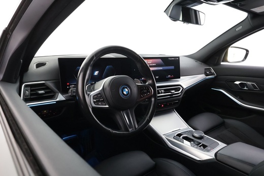 BMW 330 vaihtoauto