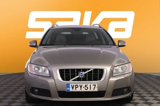 Volvo V70 vaihtoauto