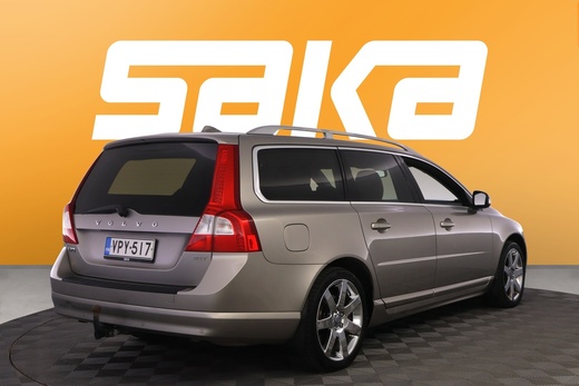 Volvo V70 vaihtoauto