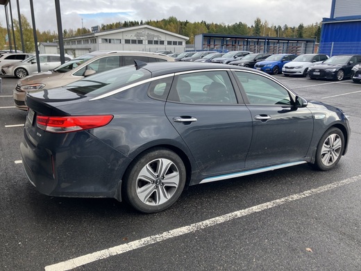 Kia Optima vaihtoauto