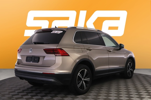 Volkswagen Tiguan vaihtoauto