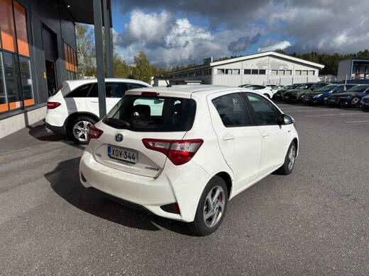 Toyota Yaris vaihtoauto