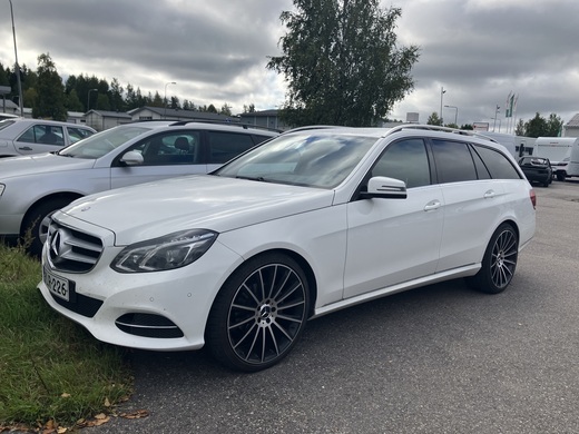Mercedes-Benz E vaihtoauto