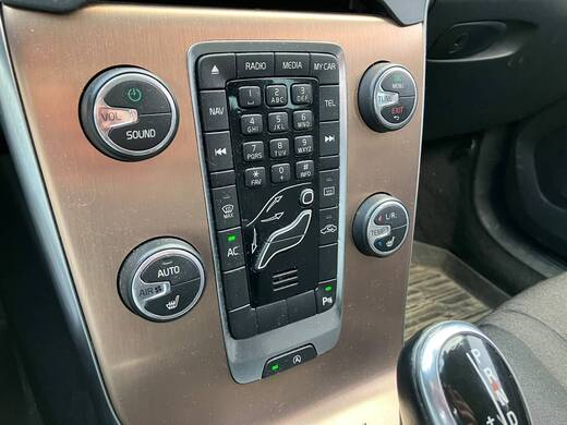 Volvo V40 Cross Country vaihtoauto
