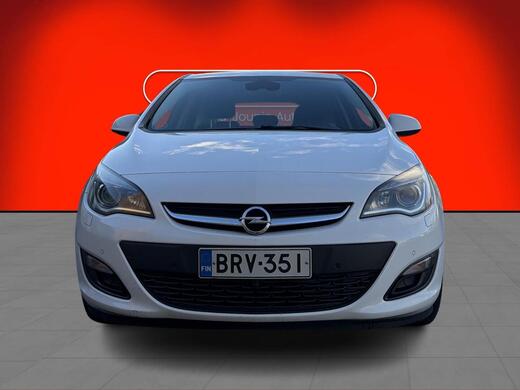 Opel Astra vaihtoauto