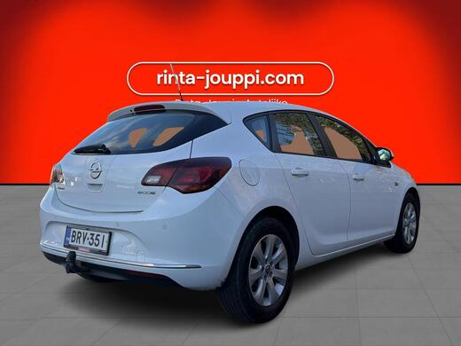 Opel Astra vaihtoauto