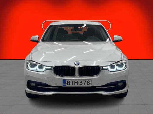 BMW 320 vaihtoauto