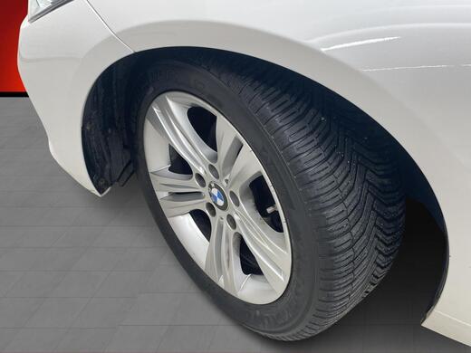 BMW 320 vaihtoauto
