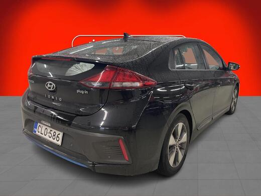 Hyundai IONIQ plug-in vaihtoauto