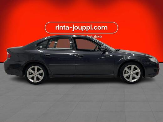 Subaru Legacy vaihtoauto