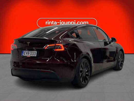 Tesla Model Y vaihtoauto