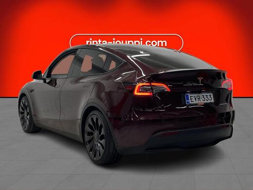 Tesla Model Y vaihtoauto