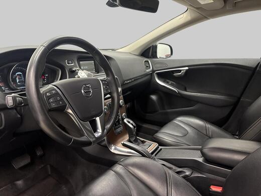 Volvo V40 Cross Country vaihtoauto