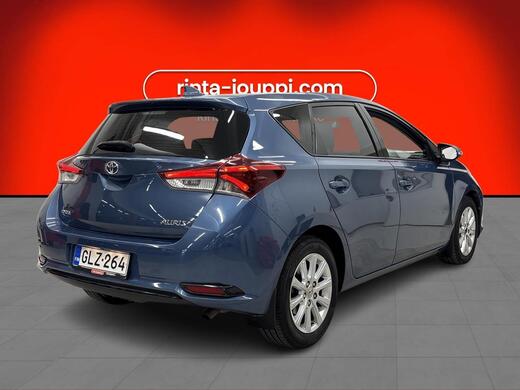 Toyota Auris vaihtoauto