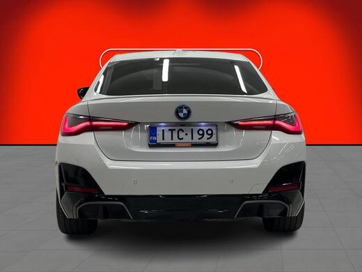 BMW i4 M50 vaihtoauto