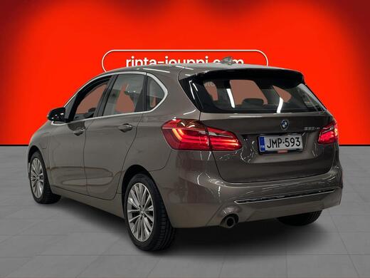 BMW 225 vaihtoauto