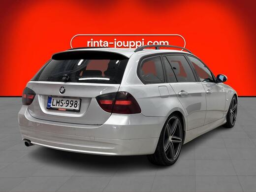 BMW 320 vaihtoauto