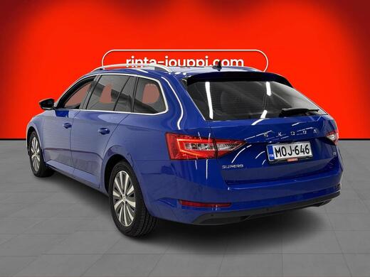 Skoda Superb Combi vaihtoauto