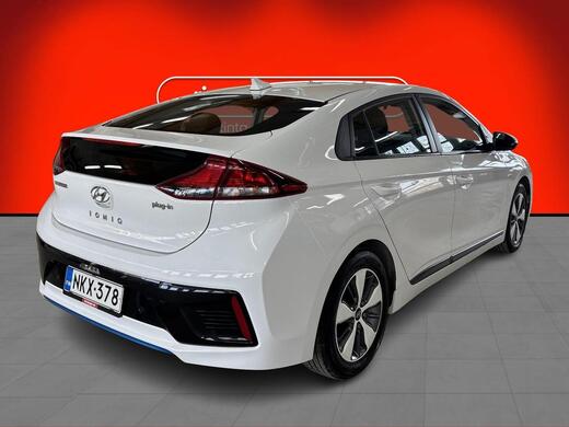 Hyundai IONIQ plug-in vaihtoauto