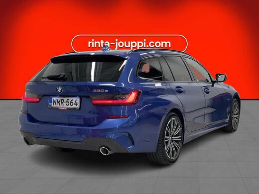 BMW 330 vaihtoauto