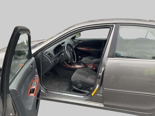 Toyota Camry vaihtoauto