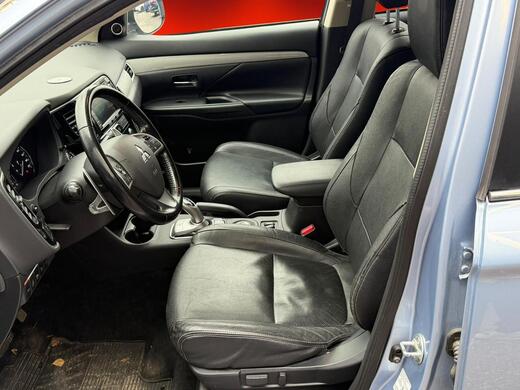 Mitsubishi Outlander PHEV vaihtoauto