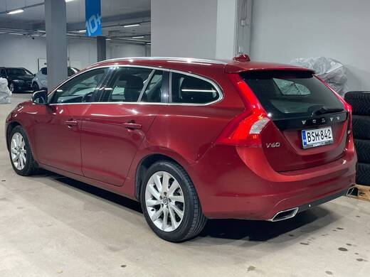 Volvo V60 vaihtoauto