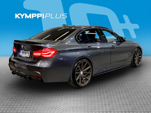 BMW 330 vaihtoauto